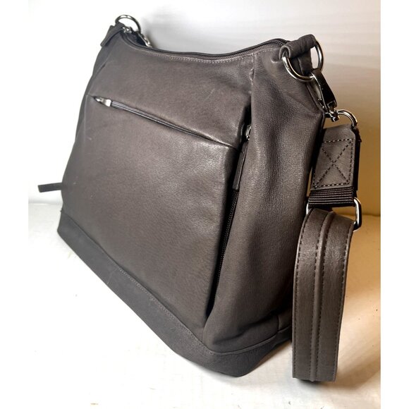 GUN TOTE’N MAMAS Brown Leather Large Shoulder Bag- NWT (w/ imperfection scratch) - Picture 12 of 16